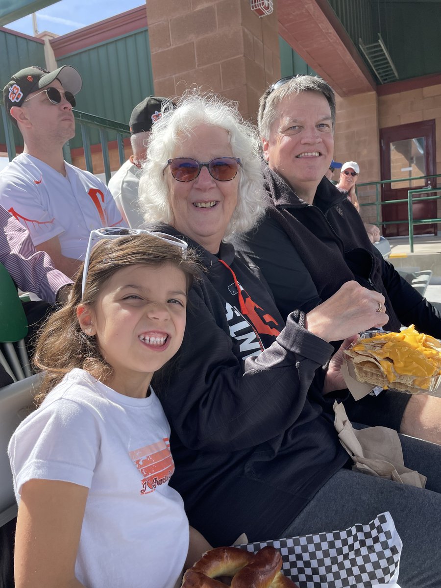 CoachMack0921's tweet photo. Walk season is here- we remain incredibly grateful for another year of memories, and remain hopeful /committed to a 🌎without ALZ. If able, plz consider a tax-deductible donation to the ALZ Association-  a huge part of our lives and for many others https://t.co/tTGFBwMjle https://t.co/peEqTWDS7V