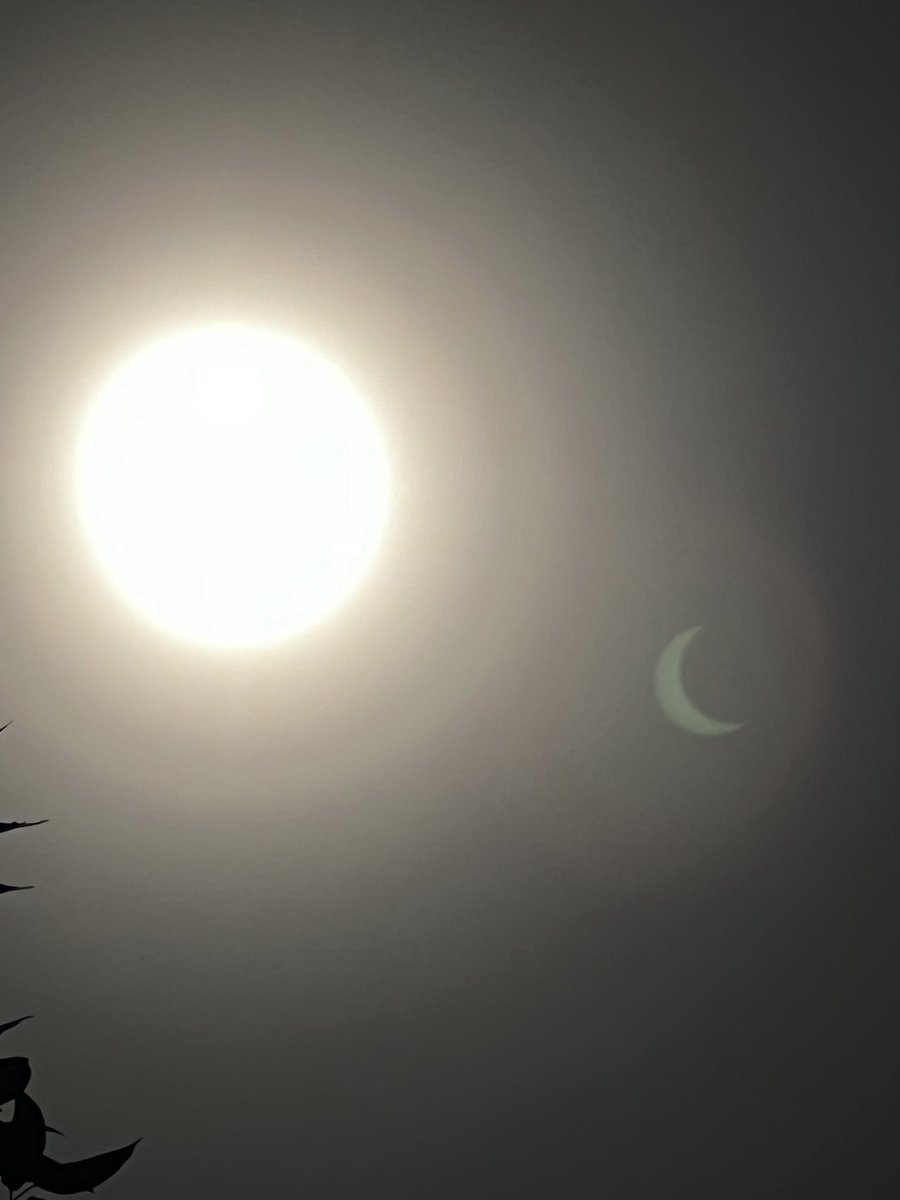 El #Eclipse en dos partes #CDMX