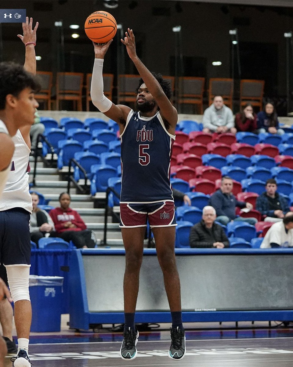 FDUKnightsMBB's tweet photo. Huge thanks to the #FDUFamily who joined us at the 6th Annual Rich Conrad Burgundy and Blue Memorial Scrimmage!

#uKNIGHTED https://t.co/4VLY22ZuTs