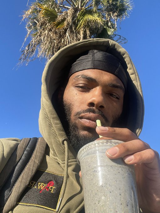 I pay bills 🖤 https://t.co/WfKSb46uwq<a href="/tag/ebony"class="tags"><span>#ebony</span></a><a href="/tag/avibe"class="tags"><span>#avibe</span></a>