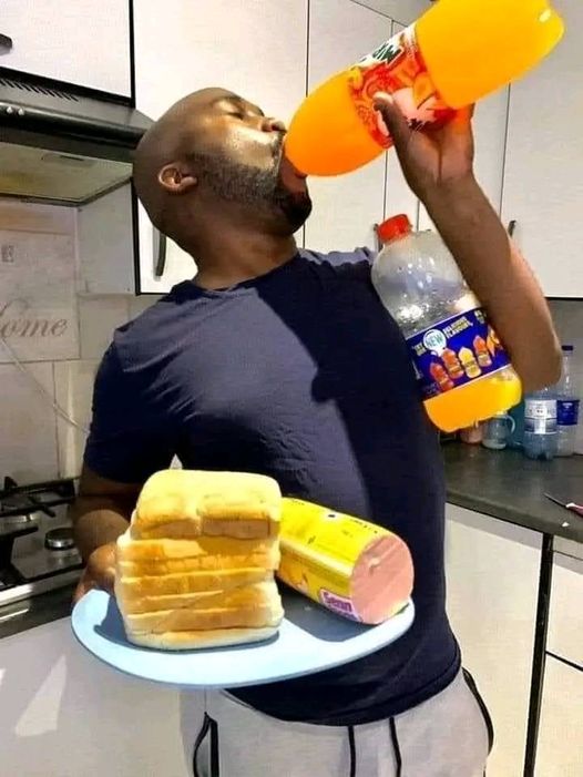 DivineMuringani's tweet image. "Tsano feel free at home "
 
tsano👇