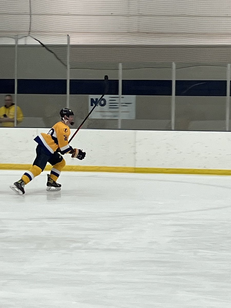 Watching <a href="/MikeHaneyIII/">mike haney</a> and <a href="/ethansteffl/">Ethan Steffl</a> tonight!  #KentRiderPride