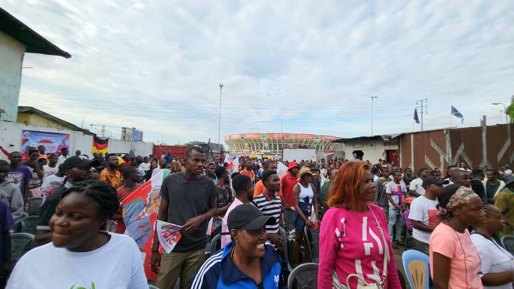 Jacquesakili3's tweet image. Malgré la pluie d'aujourd'hui, le mouvement #VITAL #KAMERHE #LIBELA #VKL comme prévu, a devant une foule débordée expliquer par le SG et PN à  L'intérim le pourquoi nous avions opter pour le choix de Félix Antoine Tshisekedi .

Tout Kinshasa a répondu présent à l'appel de VKL