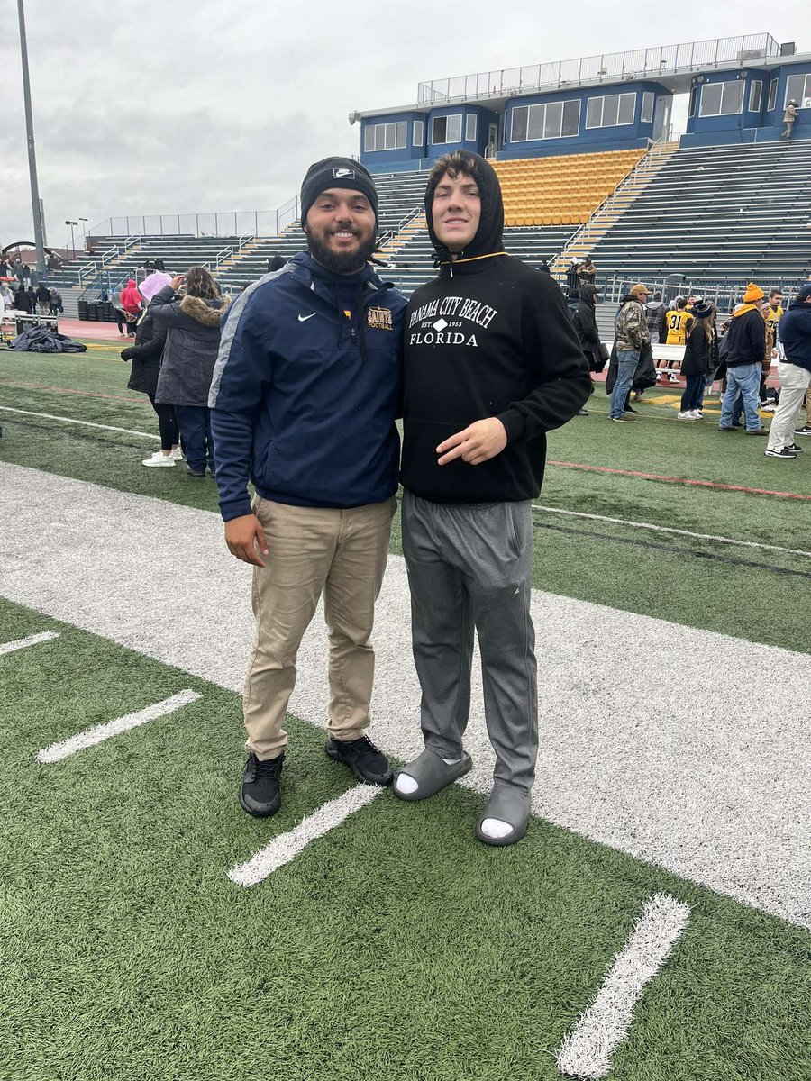 Chase Barbosa👶🏽👑 (@barbosachase) on Twitter photo After great conversation with <a href="/CoachJMcGowan/">Jzavion McGowan</a> and the coaching staff I’m blessed to receive my 2nd offer from Siena Heights University. After great conversation with <a href="/CoachJMcGowan/">Jzavion McGowan</a> and the coaching staff I’m blessed to receive my 2nd offer from Siena Heights University.