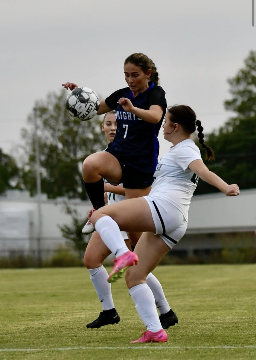 Congratulations to All-Region Tournament Team from Lex Cath <a href="/z_mccarthyy/">zara mccarthy</a> <a href="/AllysonNowlin/">Ally</a> <a href="/sydney_elbert7/">Sydney Elbert</a> 
Way to go girls!!