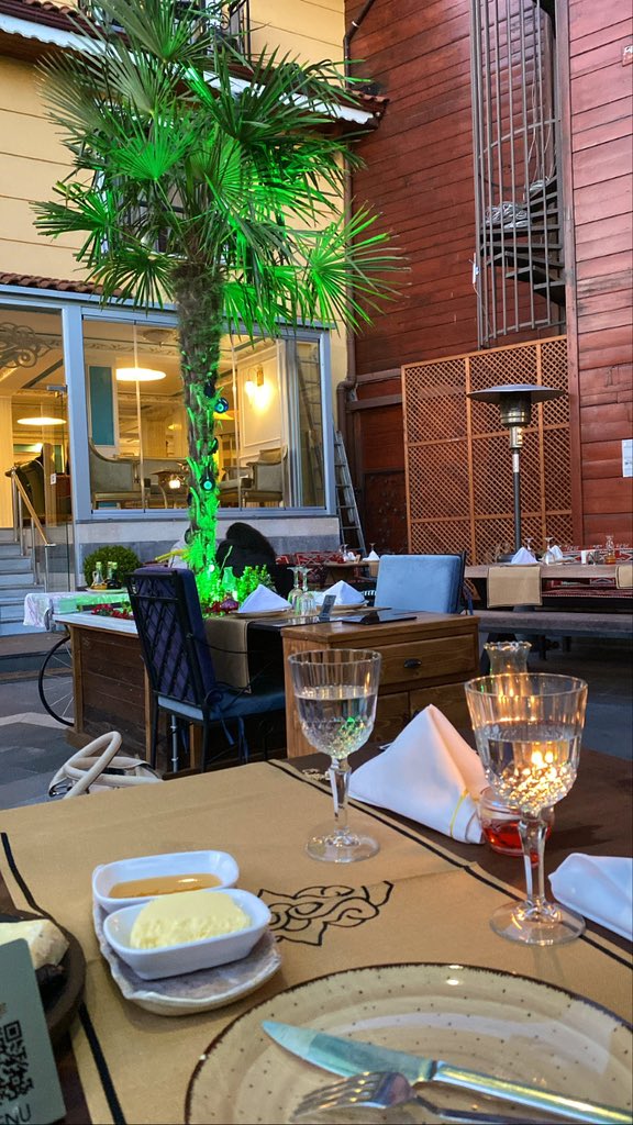 ozgecmgl's tweet photo. Garden 1897 ♥️ https://t.co/KtVhrRX5XJ