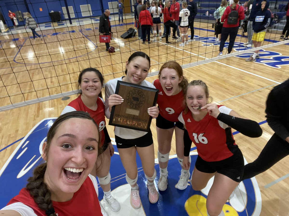 CreteBoosters's tweet photo. Conference Champions!!! #GoCards https://t.co/2KzAIcC8wP
