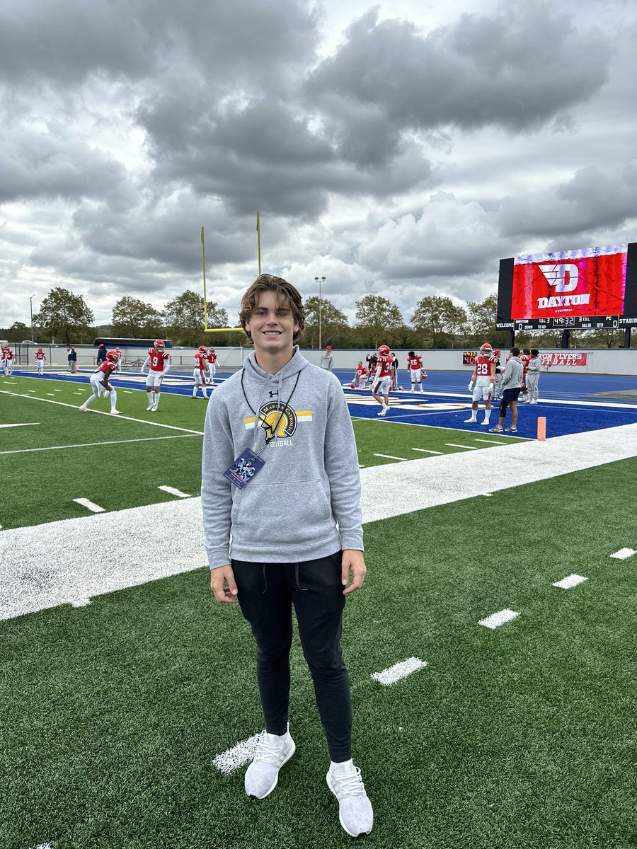 Had a great time at <a href="/DaytonFootball/">Dayton Football</a> gameday visit!! Thank you <a href="/John_bowes_/">John Bowes</a> <a href="/CoachCos16/">Sam Costantino</a> for showing me around and giving me a feel of the great culture! #GoFlyers <a href="/CoachFlaherty4/">Ted Flaherty</a> <a href="/CoachTedHefter/">Ted Hefter</a> <a href="/MCHS__FBALL/">Spartan Football</a> <a href="/Kmine4/">Kory Minor</a>