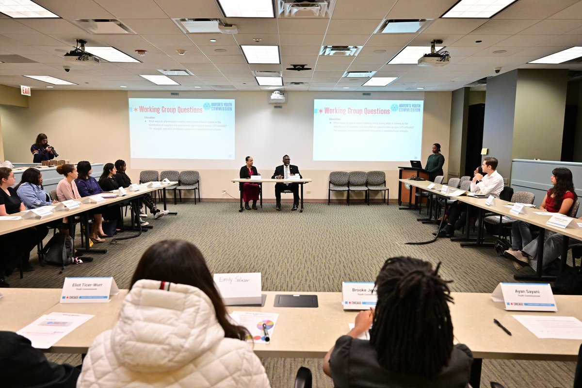 Mayor Brandon Johnson tweet media