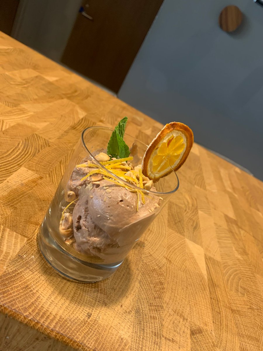 cattivelladen's tweet photo. Tonight's features include a delicious Burrida seafood stew with shrimp, calamari, clams, mussels, west coast grouper, and a fennel-red bell pepper- saffron broth.  Indulge your sweet tooth with a dark chocolate mousse or lychee creme brulee. https://t.co/LcLyQ3XFsq