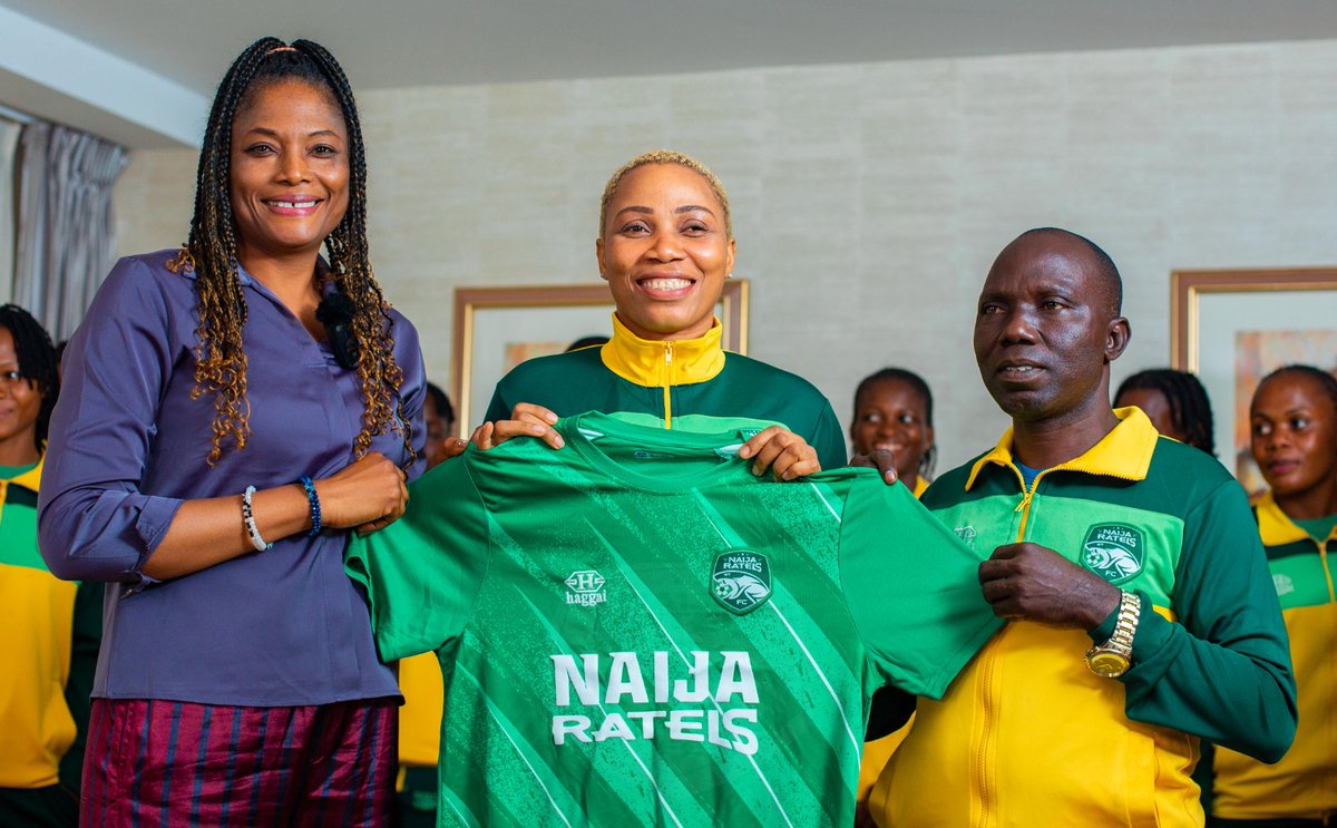 TheNWFL's tweet image. 𝙄𝙩'𝙨 𝙈𝙤𝙧𝙚 𝙏𝙝𝙖𝙣 𝙁𝙤𝙤𝙩𝙗𝙖𝙡𝙡! 

Onome Ebi ➡️ Naija Ratels 🇳🇬

@NGSuper_Falcons captain Onome Ebi returns to #NWFL after 15 years, joining Premiership club, @FcRatels for the 23/24 season. She will don jersey no. 5. 

Welcome back, @EBIONOME 🤩
#WomenFootballRising