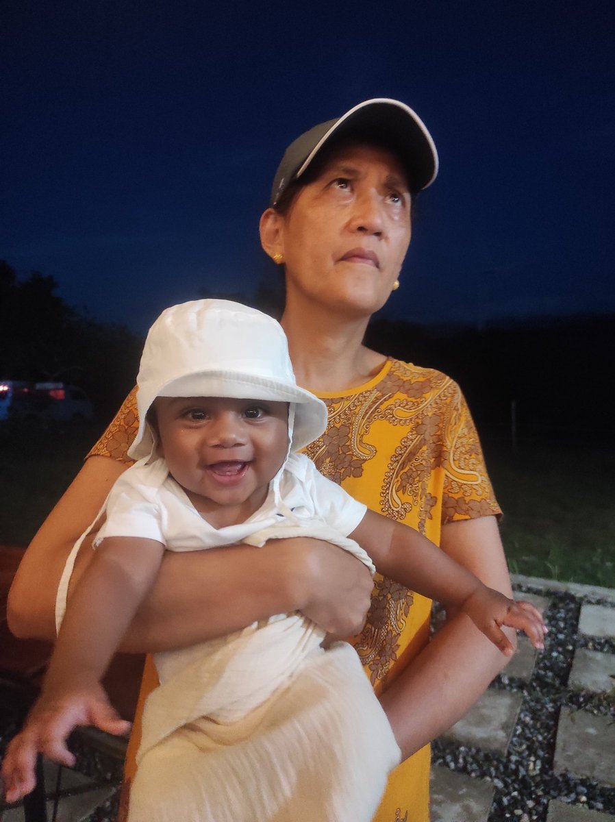 imneljoysm's tweet photo. Missing thiis little bombay hahahaha https://t.co/NP5jbtfFVP