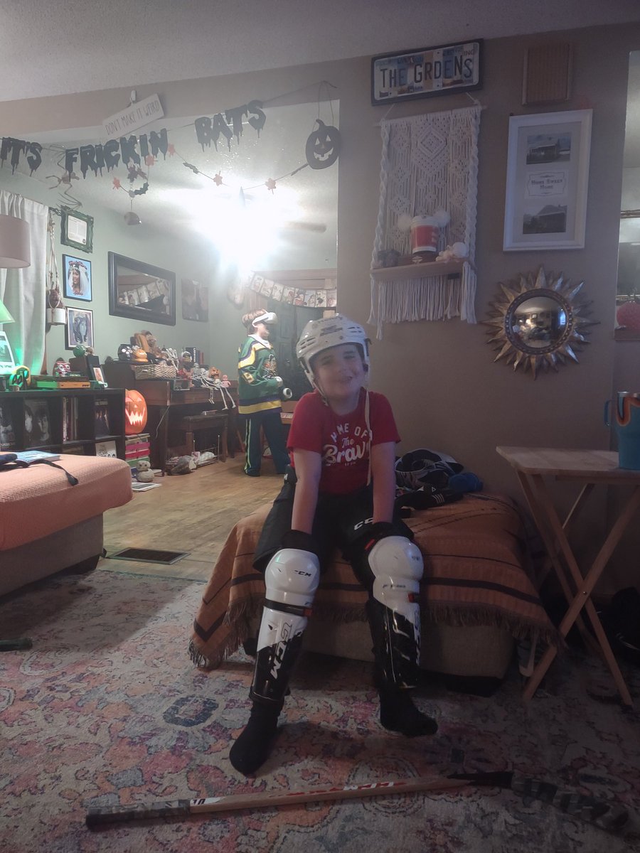 drhensjog's tweet photo. Hank is ready for the @BuffaloSabres game!!! #SabresRollCall https://t.co/SRLIh7UTnl
