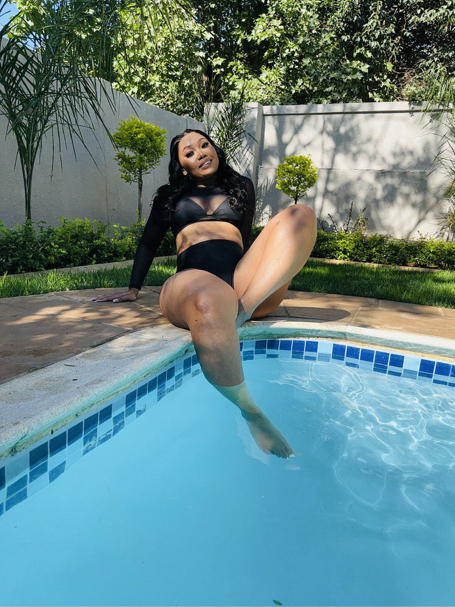 Nomonde_Radebe's tweet photo. I love my side hustle… #IAmYourHost… 👙💦🤞🏽 https://t.co/5H1AvgwhL4