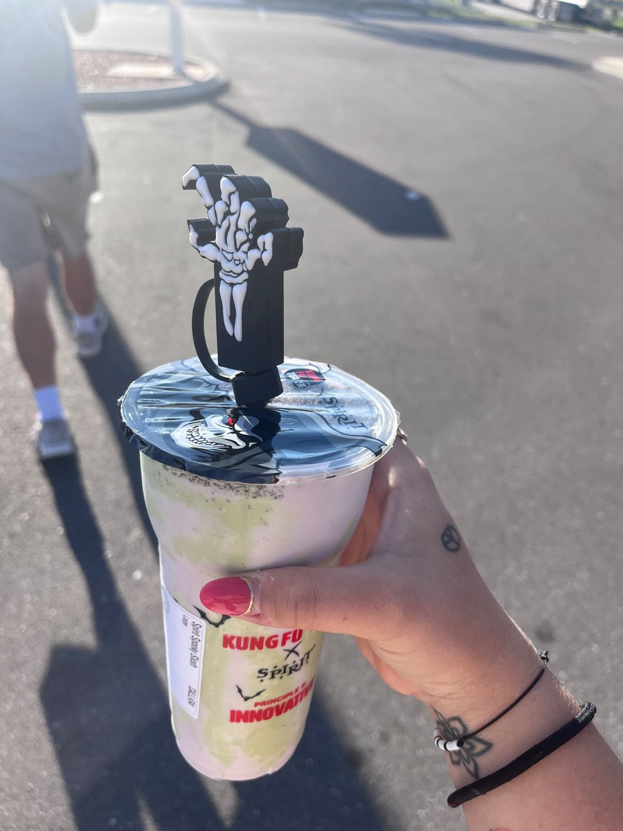 CandacePaige__'s tweet photo. And made with lactose free milk???? Amazing https://t.co/S7iENoFNwK