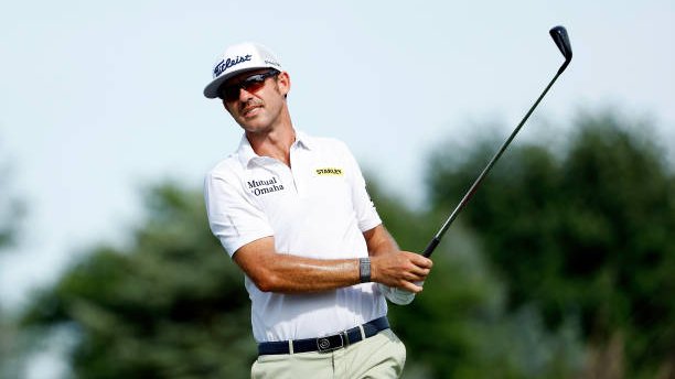 🚨 NOW: LIVE <a href="/PGATOUR/">PGA TOUR</a> GOLF ⛳

Day 3 of the @ShrinersOpen in Las Vegas 🙌

England's <a href="/CallumTarren/">Callum Tarren</a> leads on -13...

A shot clear of <a href="/Cameron__Champ/">Cameron Champ</a> &amp; <a href="/thelanto61/">Lanto Griffin</a> 🔥

Join <a href="/Russ_Hargreaves/">Russell Hargreaves</a> &amp; the team 'til 1am 👇

📻 DAB+
🔊 Smart Speaker
📲 App
💻 Online ➡️ talkSPORT.com/live2