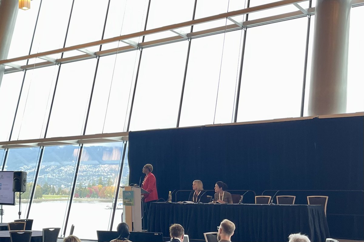 Really eye opening session on global social disparities in musculoskeletal health. Excellent talks by <a href="/DrAyseZ/">Dr Ayse Zengin</a>, Tafadzwa Madanhire, and Tamara Huff. <a href="/ASBMR/">ASBMR</a> #ASBMR2023