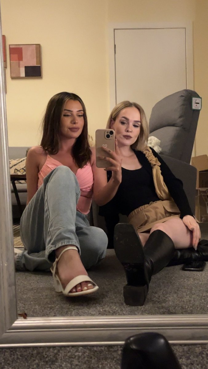 XGoddessEliseX's tweet photo. away out for drinks who’ll be a good little cuck and fund our night out ??

paypig findom findomUK finsub humanATM whalesub cashcow footfetish footworship https://t.co/z7kXSxPwjw