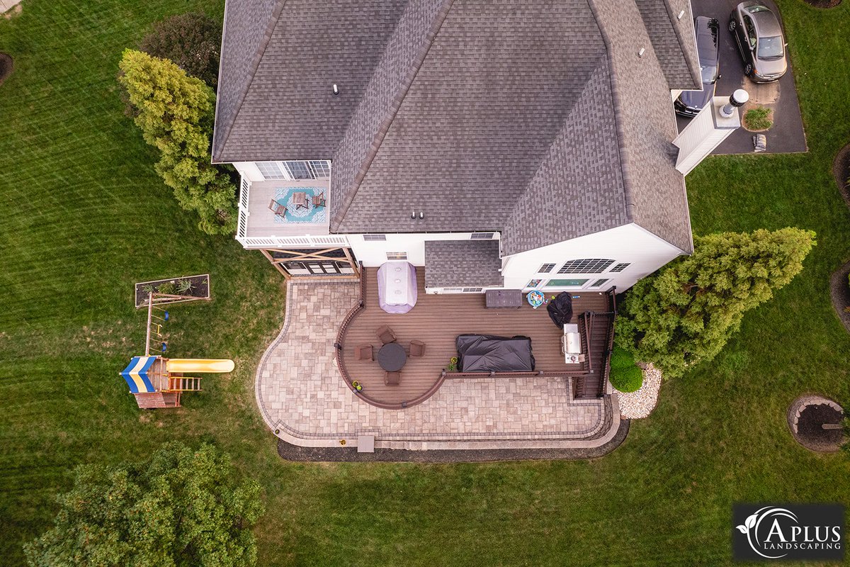 apluslandscaper's tweet photo. Make entertaining outside easy by adding a deck and patio to your backyard. 😉
#outdoorliving #outdoorlivingspace #backyardoasis #deck #customdeck #patio #paverpatio #pavers #patiodesign #custompatio #hardscape #hardscaping #hardscapedesign #hardscapelife #landscaping https://t.co/aAoGROhJGS