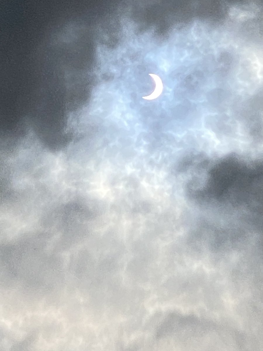 KimSnowden12's tweet photo. Annular eclipse as seen through the clouds in Guanajuato, Mexico this morning. https://t.co/3YUtVX5XvX