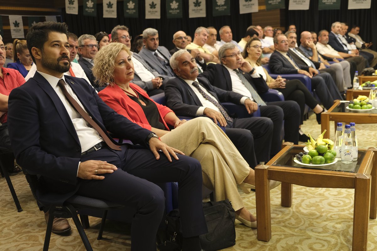 AlanyaGelecek's tweet photo. 1⃣Gelecek Partisi Alanya İlçe Başkanlığı olarak 2.Olağan Kongremizi gerçekleştirdik. Kongremize katılan Genel Başkan Yard. Sn.Feramuz Üstün, Sn.Hasan Hüseyin Bozok, İstanbul Milletvekilimiz Sn. Doğan Demir,  Politika İzleme Kurulu Başkanı Sn.Raziye Gök Aktaş, https://t.co/GqcaODpeHy