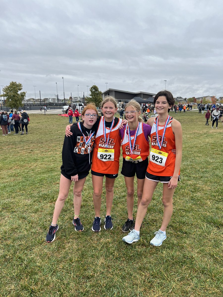 SBLTrack_XC's tweet photo. Congratulations to all of our middle school state cross country runners that ran today! There were lots of personal bests! Briella Polzin was our top finisher with a 2nd place finish in Class 3A! https://t.co/aqgZ86AnYm