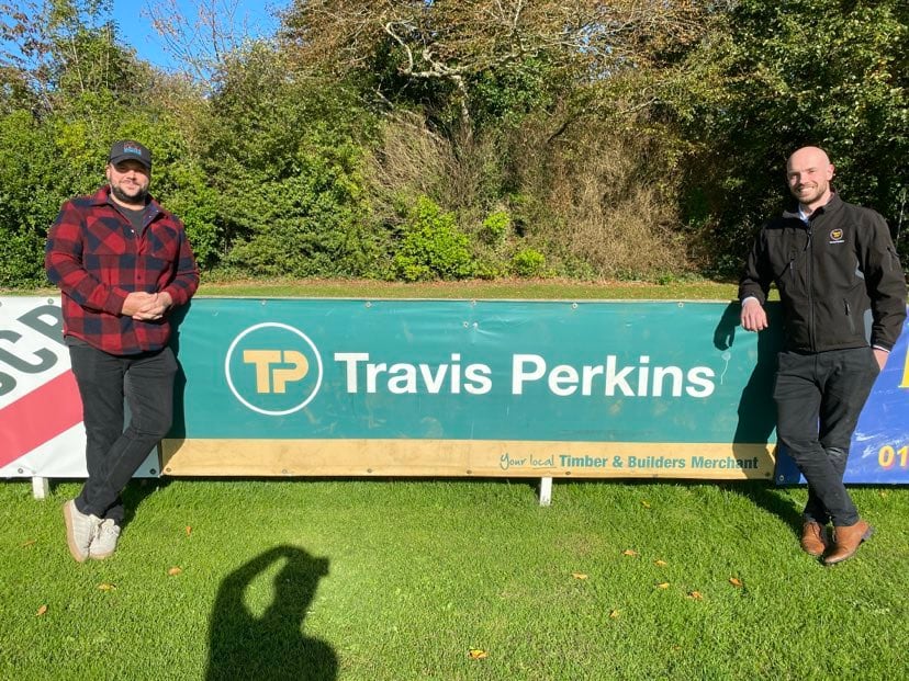 BlandfordUtdFC's tweet photo. 🤝

We would just like to thank @TravisPerkinsCo for recently agreeing to sponsor us and purchasing a sponsorship  board at Park Road!

𝙏𝙃𝘼𝙉𝙆 𝙔𝙊𝙐 𝘛𝘖 𝘌𝘝𝘌𝘙𝘠𝘖𝘕𝘌 𝘞𝘏𝘖 𝘏𝘈𝘚 𝘚𝘗𝘖𝘕𝘚𝘖𝘙𝘌𝘋 𝘜𝘚 𝘞𝘌 𝘙𝘌𝘈𝘓𝘓𝘠 𝘈𝘗𝘗𝘙𝘌𝘊𝘐𝘈𝘛𝘌 𝘐𝘛!

#Royals https://t.co/zjBwE3Rak9