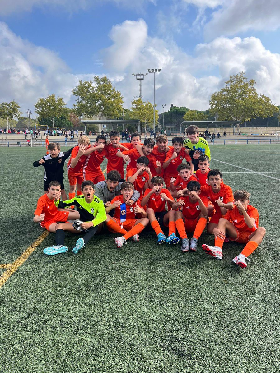 o_abourich10's tweet photo. 🧡🍊 +3x2 @FPALasRozas https://t.co/Y2az8KLx6l