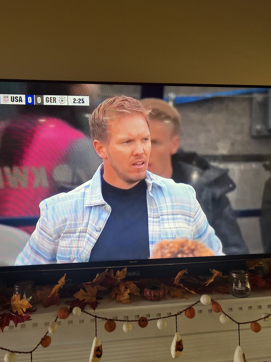 dreywarren's tweet photo. ⁦⁦⁦@MenInBlazers⁩ German coach or Eddie Bauer model? #USMNT https://t.co/xpslHzochl