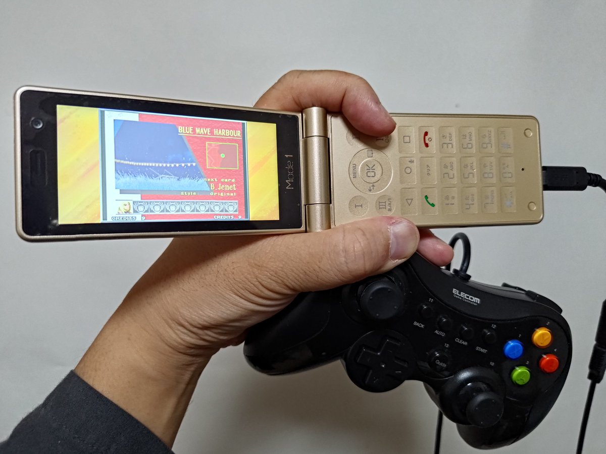 KPL_'s tweet photo. Mode1 RETROII、ゲームパッドも認識したので、餓狼MOWも遊べました。(画面小さすぎて見づらいですけどね!!)
#RETROII https://t.co/4vQKV4e4ta
