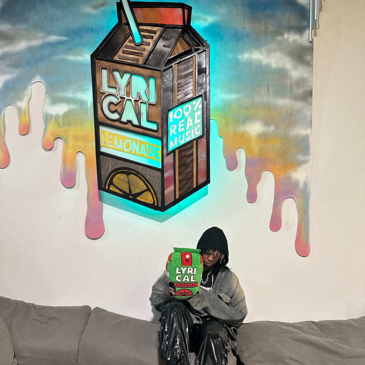 Lyrical Lemonade tweet media