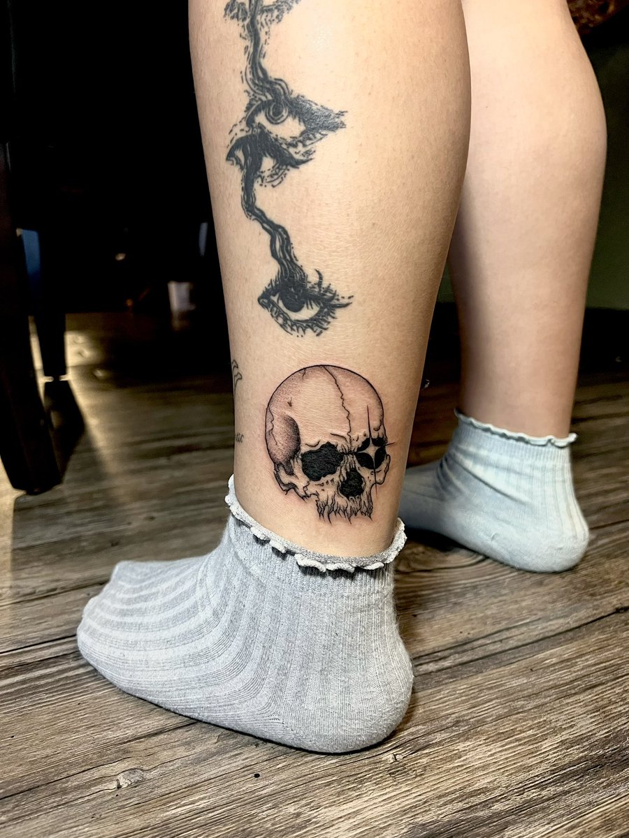 Jvchynt's tweet photo. some friday the 13th tattoos i did yesterday <3 https://t.co/Dot3OhsnCM