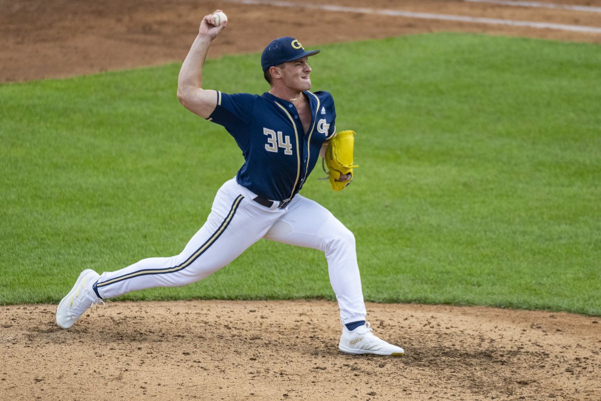 From the mound, <a href="/aeden_finateri/">aeden</a> threw 3.0 innings of scoreless ball, allowing only two hits 💪🏻