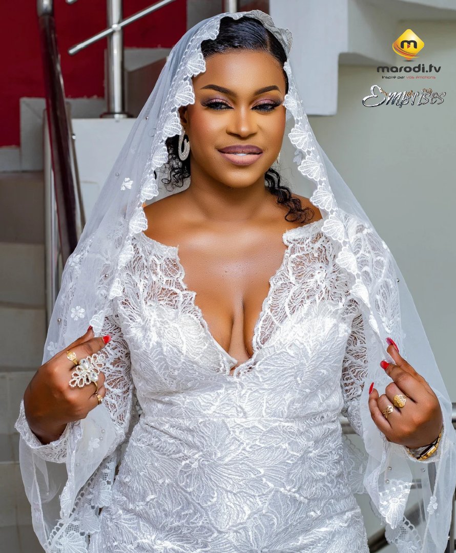 maroditv's tweet photo. Deuxième mariage, et encore des problèmes !
Soukey serait-elle malchanceuse en amour ?
#marodi #maroditv #emprises #cinema #emprisessaison2 https://t.co/lcOAx1kAN3