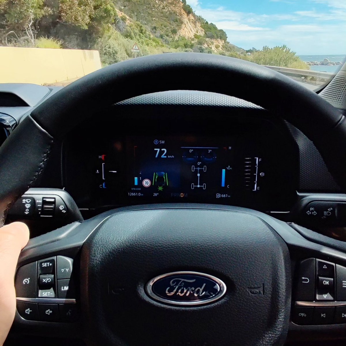 TechnoBokMedia's tweet image. Spending some time with the mighty @FordSouthAfrica Ford Ranger XLT. Powered by an efficient 2.0L Bi-Turbo Diesel motor. It had the #Tech, and it has the prowess both on and off-road to back things up! Pricing for the XLT starts at R632,000.
.
.
#BuiltFordTough 
#NewFordRanger