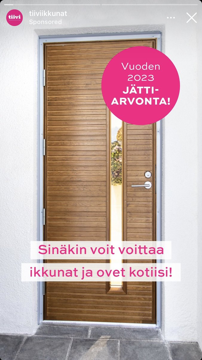 TiinaAhva's tweet photo. Oonkin miettinyt, miksi täällä on näin kylmä. #ovet #ikkunat https://t.co/xpznWKe0SB