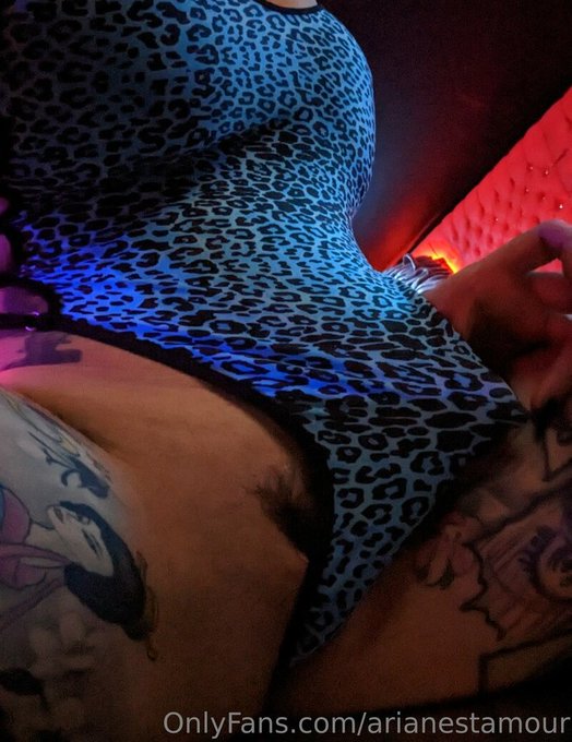 I think I need to do sexy photos cof my butt soon! In the meantime enjoy the front crack! https://t.co/lhPJZsWZzY<a href="/tag/curvy"class="tags"><span>#curvy</span></a><a href="/tag/tattoos"class="tags"><span>#tattoos</span></a><a href="/tag/bigboobs"class="tags"><span>#bigboobs</span></a><a href="/tag/tattooedmodel"class="tags"><span>#tattooedmodel</span></a><a href="/tag/hentai"class="tags"><span>#hentai</span></a>