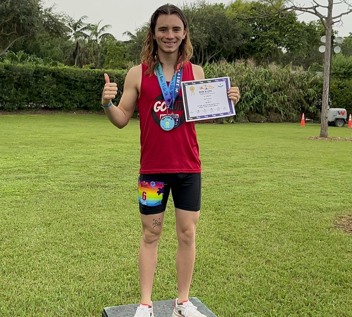 fgarciatio's tweet image. Back to racing this morning, with both of us earning 1st place in our age group, and with my fastest finish time in 10 years! 💪

#GoRunProject 🌴 #GRP #JustShowUp #FreeFitness #5KTraining #Track #OCR #5K #SpeedTraining #Miami #Run #RunForLife #ZooMiami