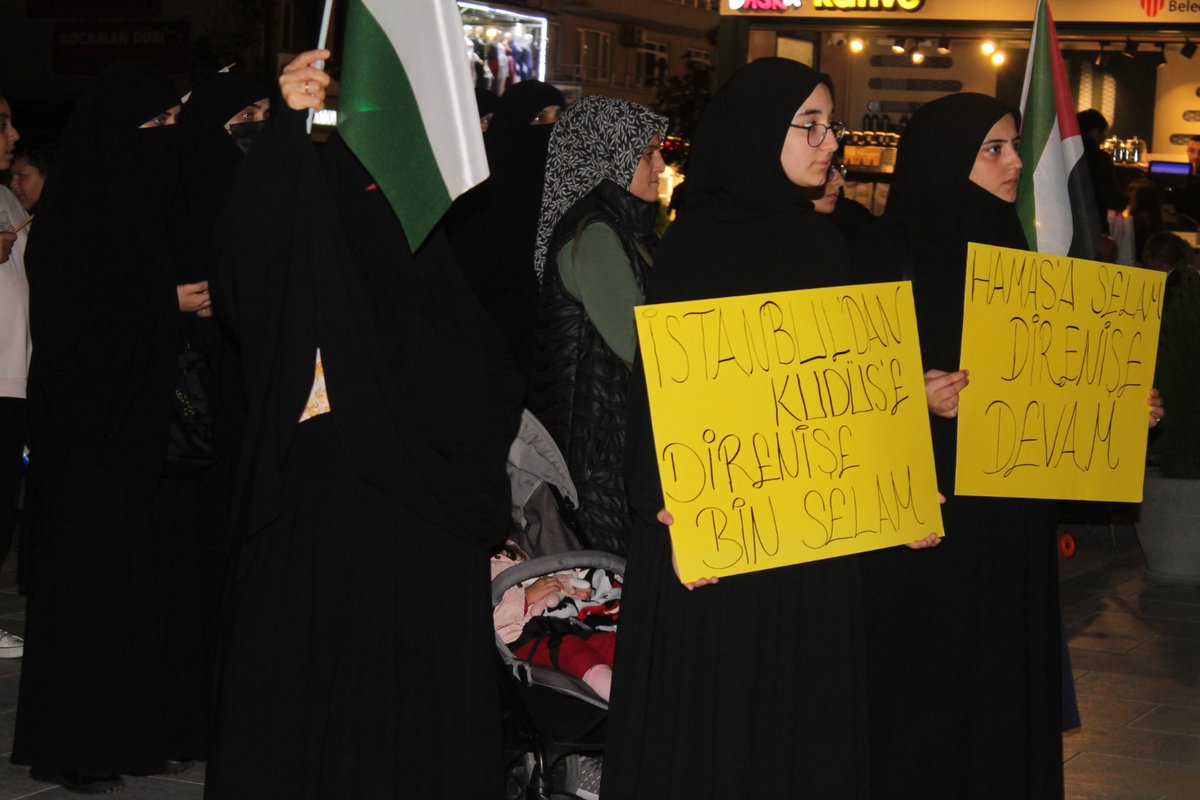 İlçe teşkilâtımız ile birlikte Cevherağa Camisinde kıldığımız yatsı namazından sonra Filistin'deki şanlı direnişe destek amaçlı basın açıklaması yaptık. Ümmetin yiğitlerine selam olsun!
<a href="/isaguvendik/">İsa GÜVENDİK</a> 

#FreePalestine 
#GazzeUnderAttack 
#AksaTufanı