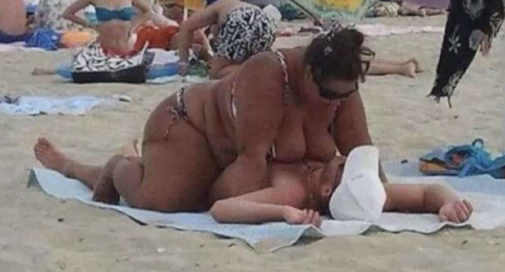 wheatcentennial's tweet photo. big scene at the beach w/ @deathofallflesh https://t.co/kw4qW9HdgT