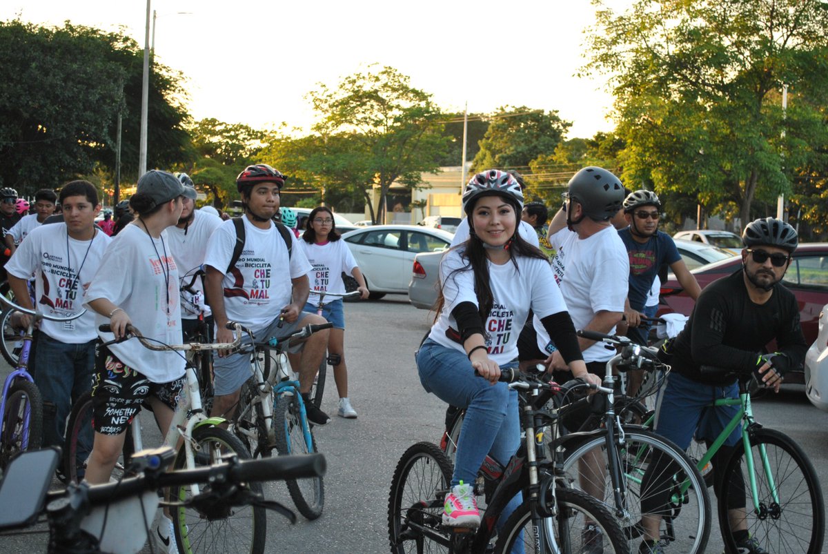 LABEP_SuresteMx's tweet photo. Cecilia Santos @ZeziSantos fundadora del Laboratorio de Espacio Público del Sureste, promueve en el caribe una cultura vial para la bicicleta como medio de trasporte urbano en #Chetumal y zona metropolitana. Rumbo al @ForoMundialBici por calles más seguras y amables. https://t.co/hoVdQLmBrh
