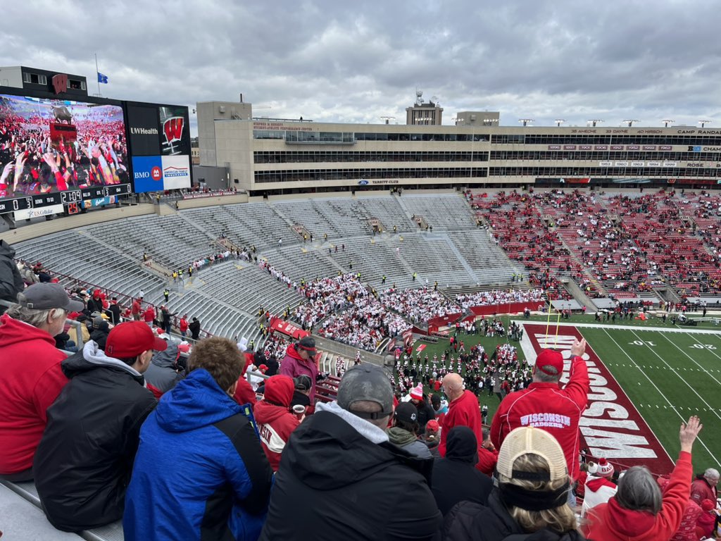 Barstool Iowa tweet media