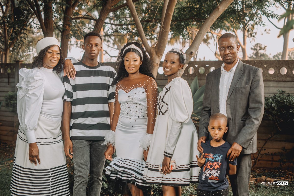 paida_pixie's tweet photo. 07.10.23 the cows came home 🐄🐄 https://t.co/UiBJXN66rj