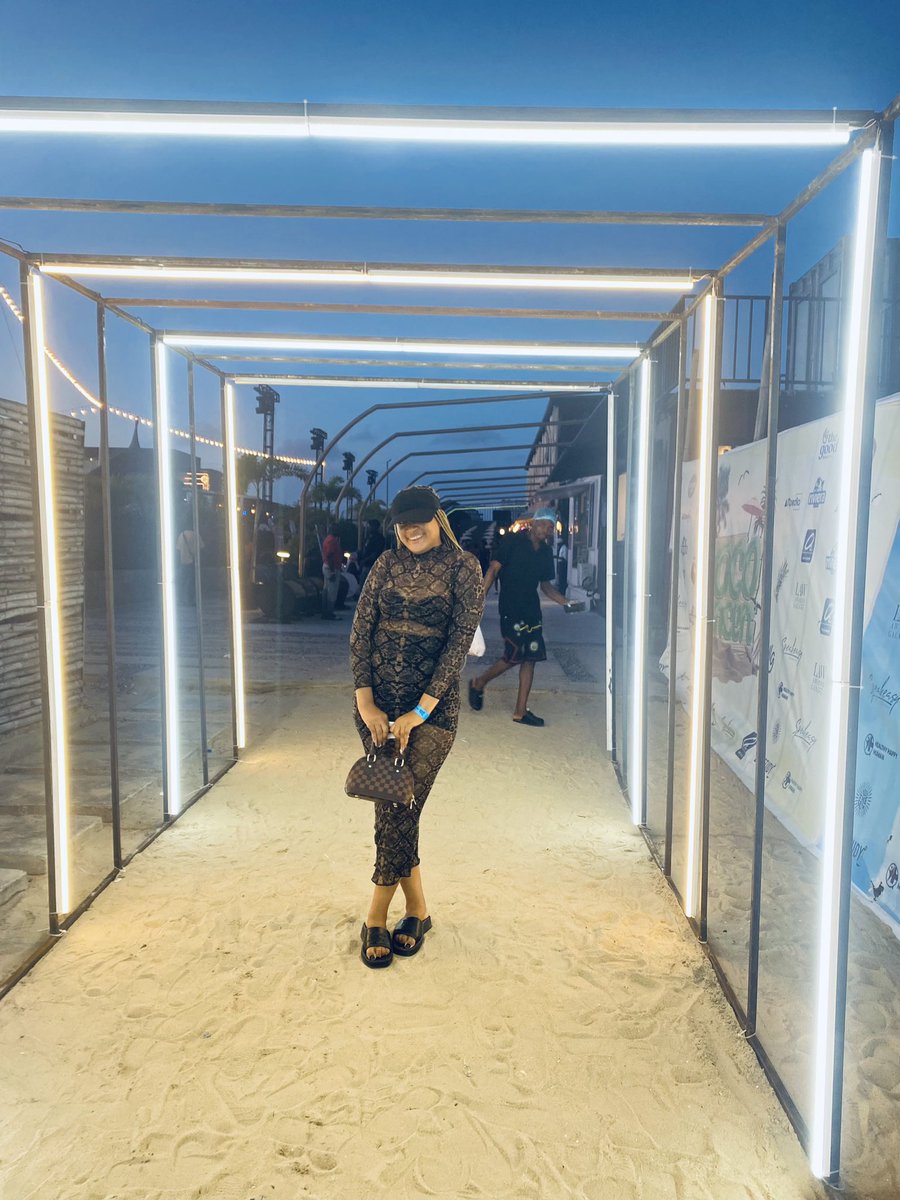 inix favour tweet media