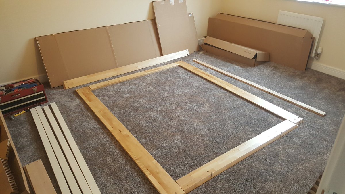 KeirSnelling's tweet photo. Supporting the government and the NHS by creating a virtual hospital ward in my own home. This is going to be one of the 40 new hospitals we were promised. #what #VirtualHospitalBeds #TheyThinkWeAreStupid https://t.co/kzIZQjxVMz