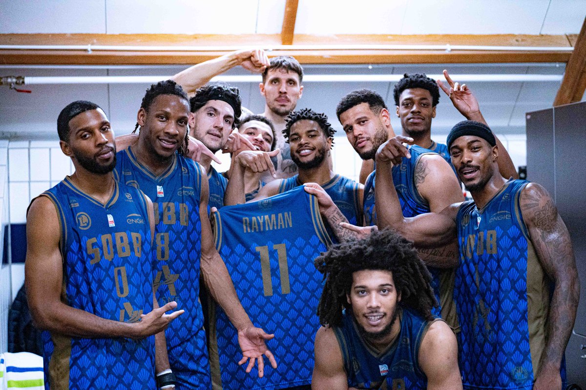 SQBB_Officiel's tweet photo. Cette équipe est soudée ! 💙 https://t.co/vm9WSmTr4B