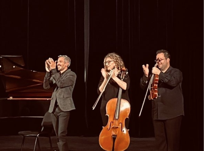 musmich's tweet photo. Thank you to Nikos Pittas (violin), Miranda Papaneokleous (violoncelllo), and Rami Sarieddine (piano) for performing my string trio
Life-Time-Death, last night in Cyprus. #Stringtrio #music #concert #Cyprus https://t.co/PPVI8O66zP