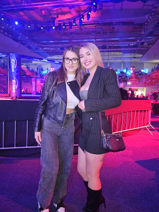 Ale Ty czika śliczna jesteś na zywo🥰😍❤️ @w_jaroniewska https://t.co/kKYJ0bJ8RR<a class="tags" target="_blank" title="On Twitter" href="/?out=eyJ0eXAiOiJKV1QiLCJhbGciOiJIUzUxMiJ9.eyJpYXQiOjE3MjA2MDM3NjksImlzcyI6InR3cG9ybnN0YXJzLmNvbSIsIm5iZiI6MTcyMDYwMzc2OSwiZXhwIjoxNzUyMTM5NzY5LCJyZWRpcmVjdF91cmwiOiJodHRwczovL3R3aXR0ZXIuY29tL3dfamFyb25pZXdza2EifQ.1uxlT82nkXGnq-Q1Xw_Om0H29qAeF2Z9_HlMJ_LKYP62_XU3wxM-FHxrYWiZE1a6NR-NheznKTlggtm9T5eVkg">@w_jaroniewska</a>