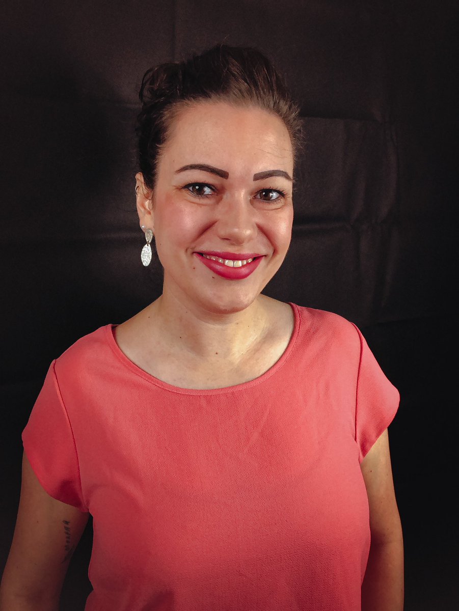 Jean91BJ's tweet image. Selvportræt 📸
#smilemore #homestudiosetup #photoshoot #practicing #colors #lightroom #hobbyphotography #selfportrait