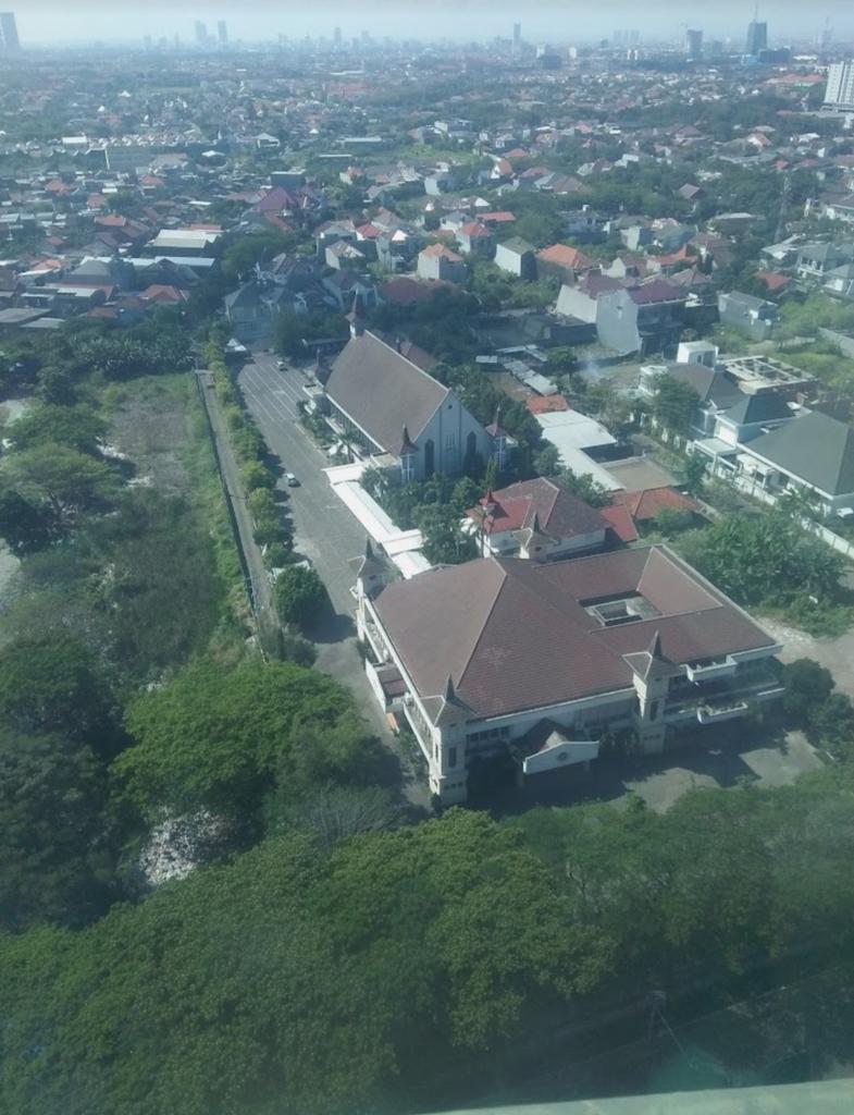 The area looks very beautiful from the tower view.
